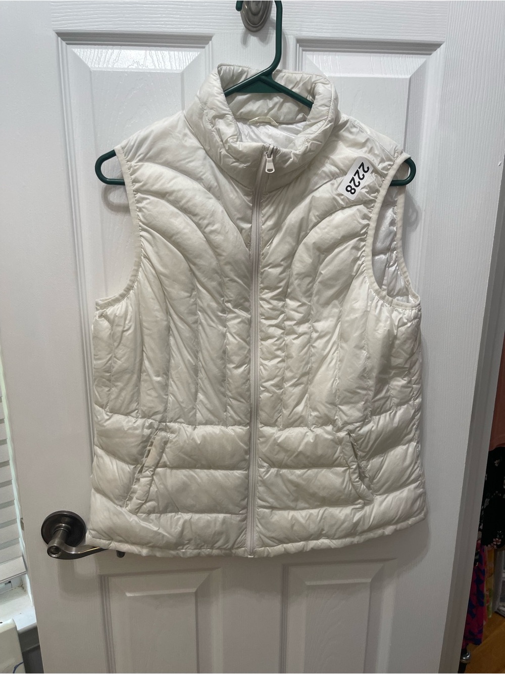 Lightweight Quilted Vest in Ivory - Sleeveless Packable Layer